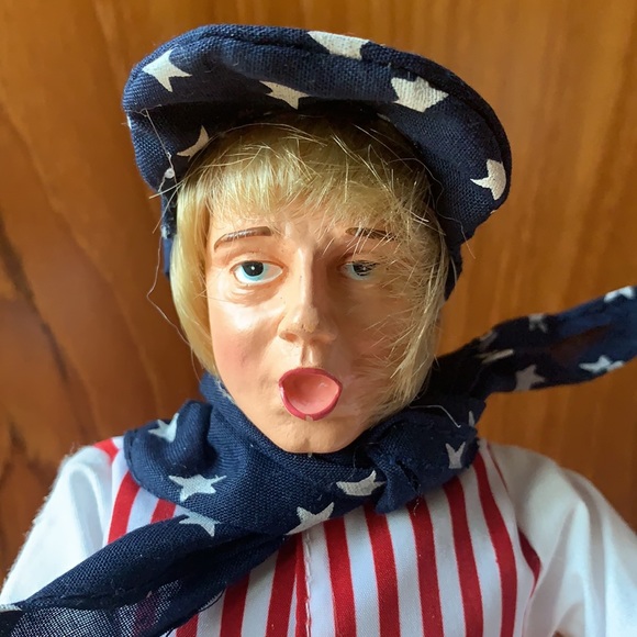 Bicentennial Figurines Dolls - Picture 8 of 13